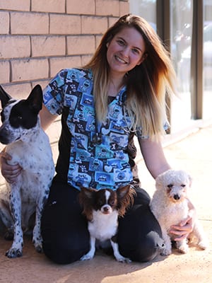 Nicole Bishop Nicole: Veterinarians in Milpitas